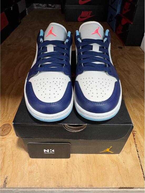 Air Jordan 1 Low \'Blue Chill\' 553558-149 Men size 7.5 main image 5